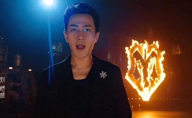 最惨前夫刘恺威：夜光剧本声名尽毁，蹭前妻热度重回内娱无人识