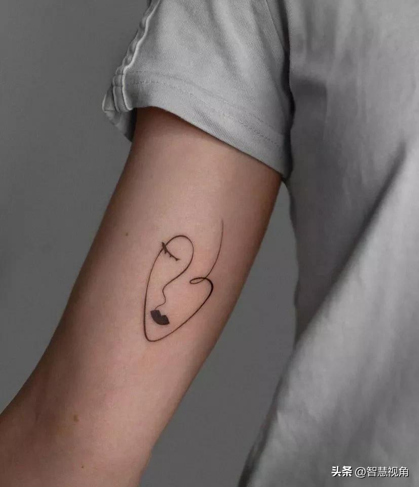 女的喜欢纹身,女的喜欢纹身是什么心理