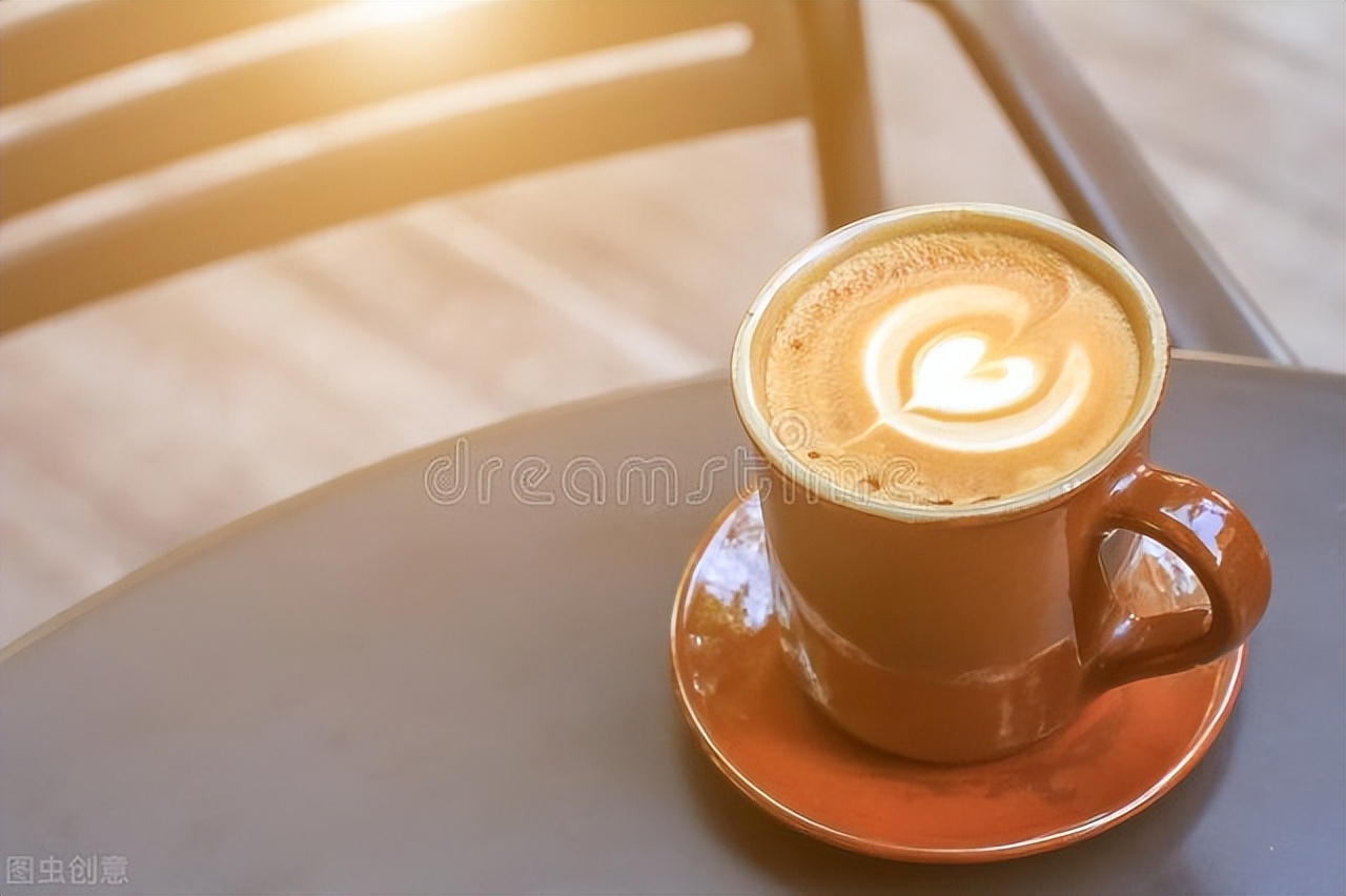 在上海开咖啡店一年能赚多少,咖啡店光卖咖啡到底挣不挣钱