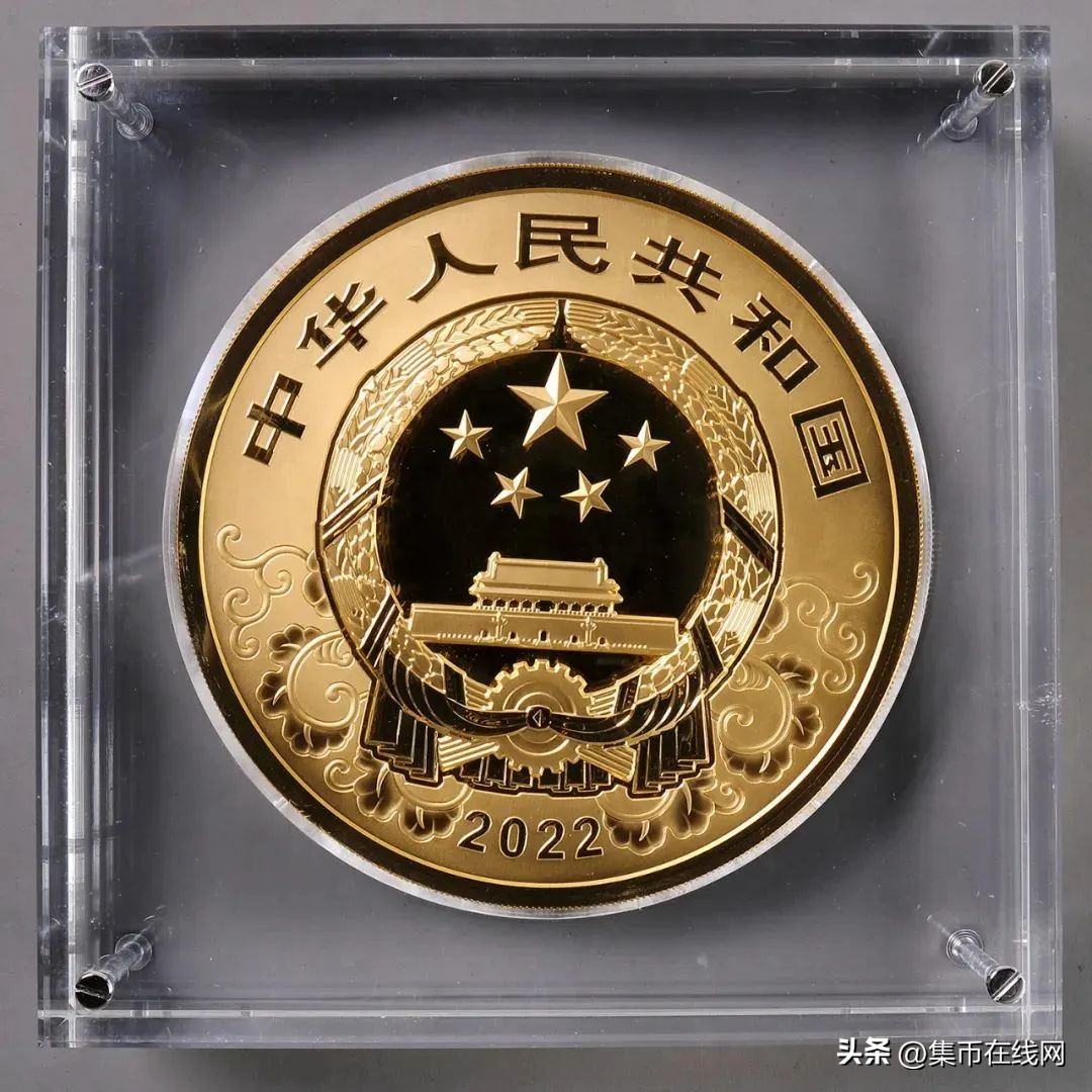 10000元的纯金纪念币,纪念币含纯金100克