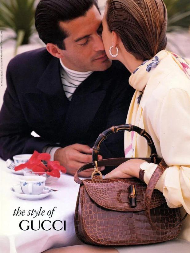 包包百搭老钱风,最近流行的10款包包