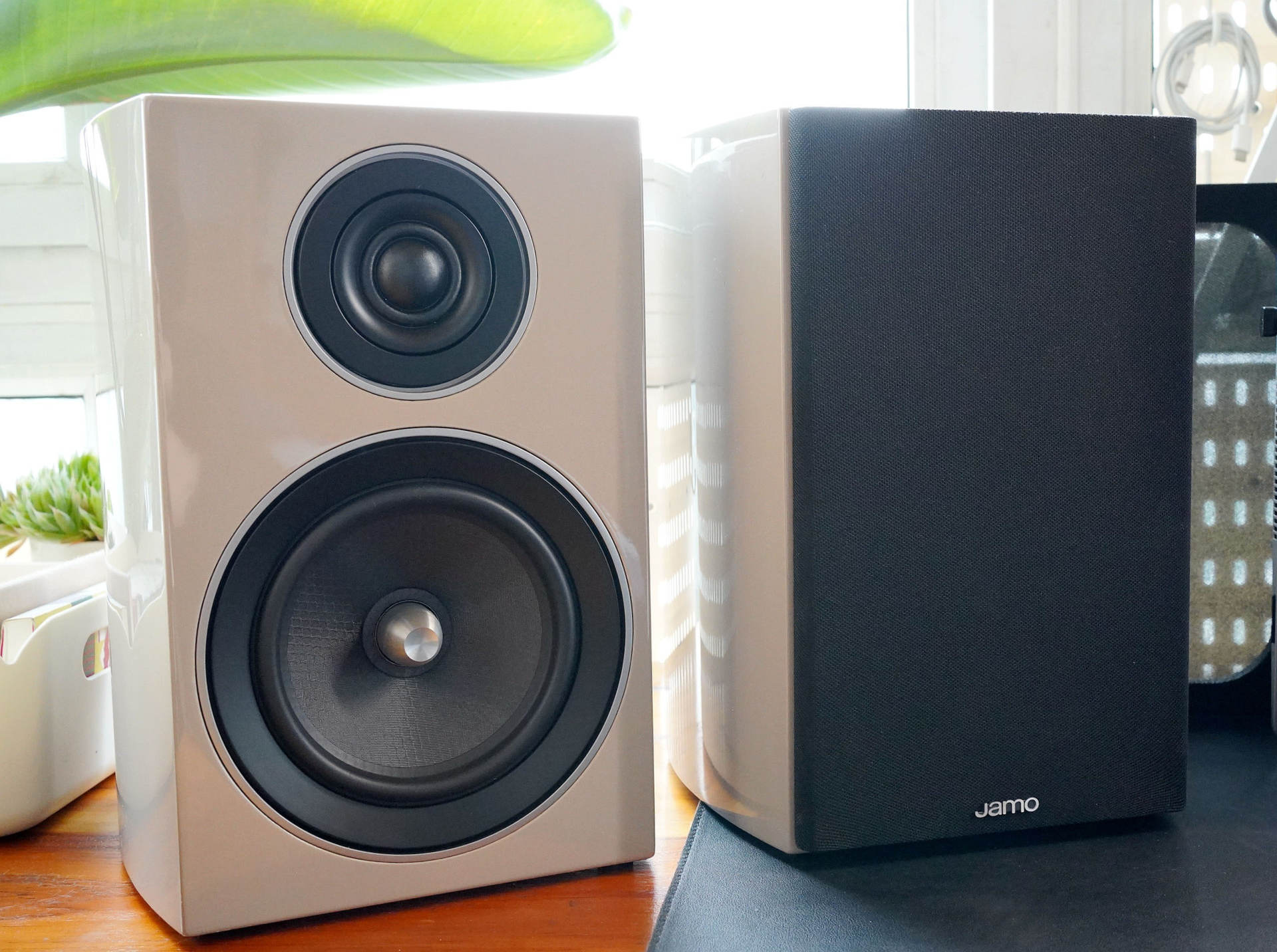 丹麦jamo尊宝c707pa测评,发烧hifi桌面功放