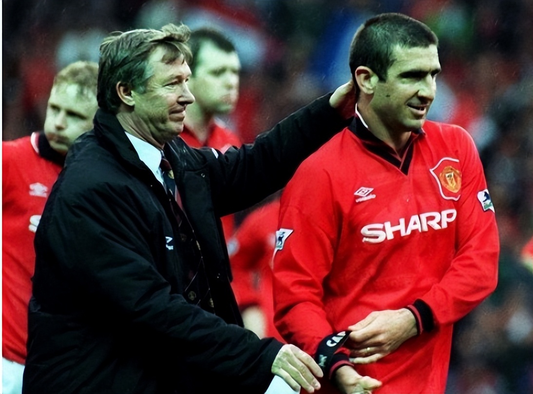 曼联回到曼彻斯特,曼联重生为球迷踢球