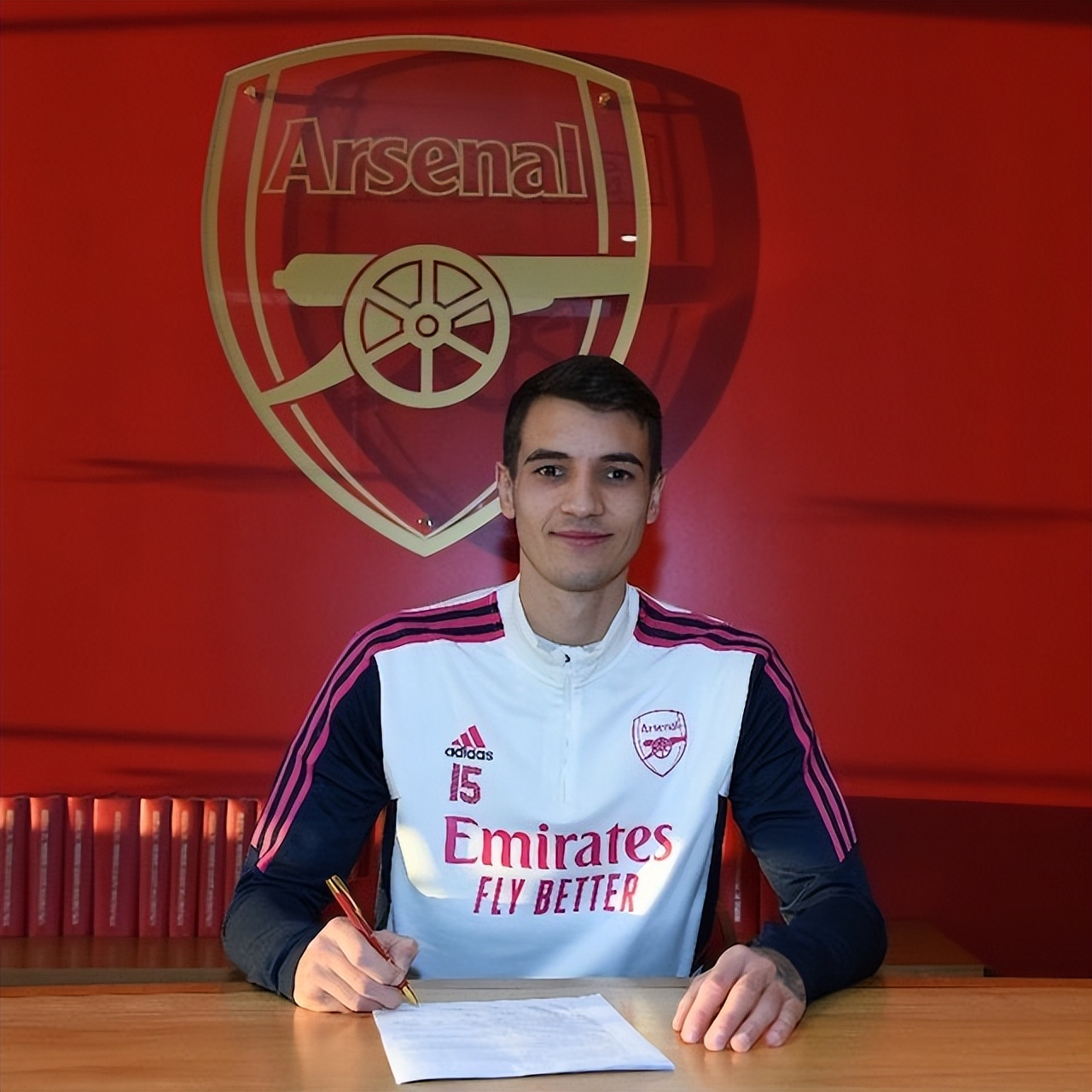 基维奥尔在阿森纳首发多少场,基维奥尔为什么加盟阿森纳