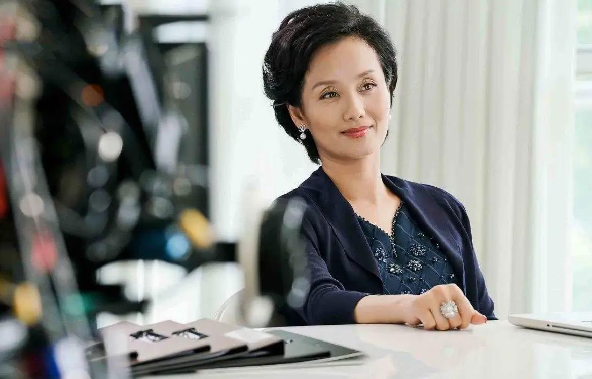 瞿颖年轻时的盛世美颜图文,初代瞿颖