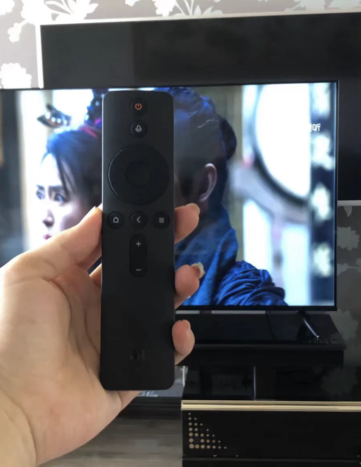 55寸的电视机大不大,55寸电视机不值得推荐