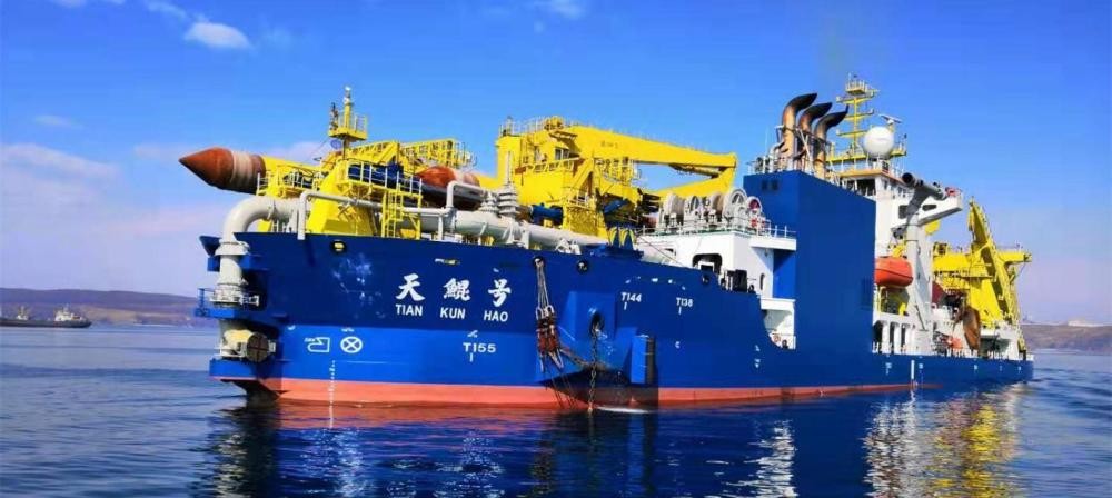 中国挖泥船最早进口哪个国家,大型挖泥船中国作用