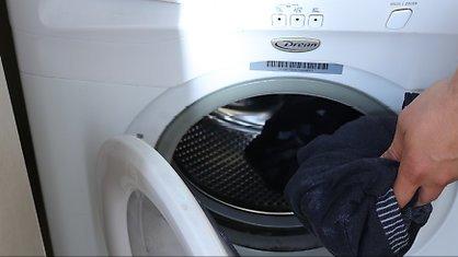 如何去除衣服油漆污渍,怎样去除衣服上的油漆污渍