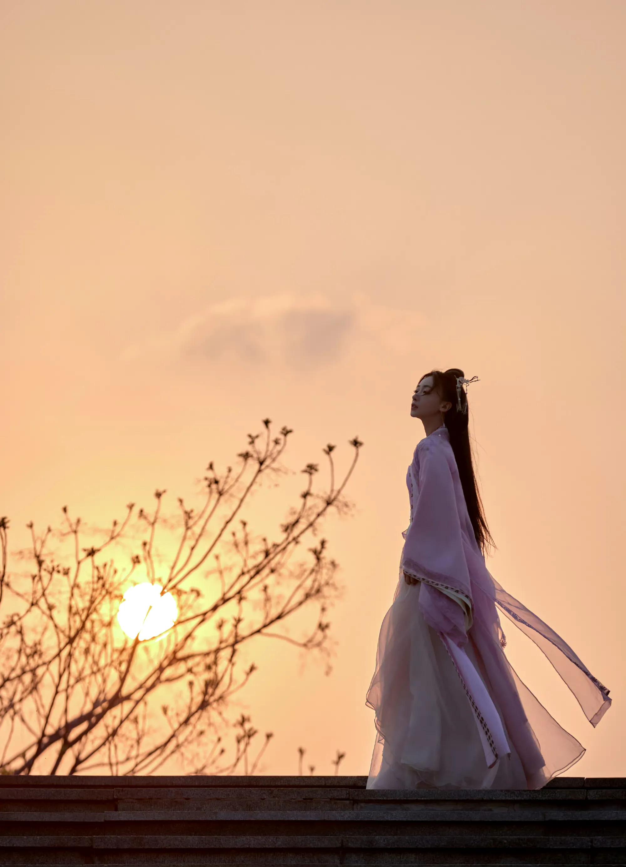 吴谨言汉服开封,吴谨言古装图推荐