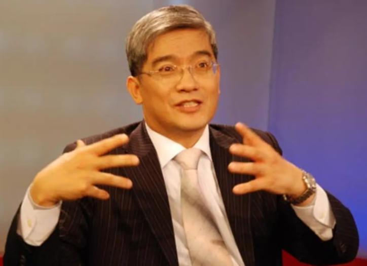 从良心经济学家到*子骗**专家，*咸平郎**如何跌落神坛？