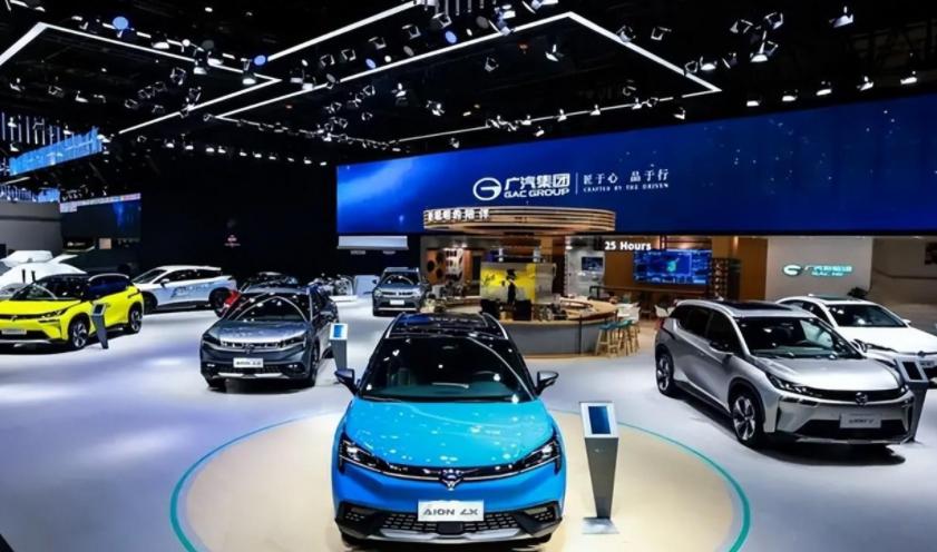 性能最好的新能源汽车小鹏,新能源车排行榜通用五菱3月