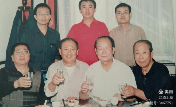 为黎民百姓的千万双眼睛拼搏，记忆我们在朝聚眼科医院的温暖时光