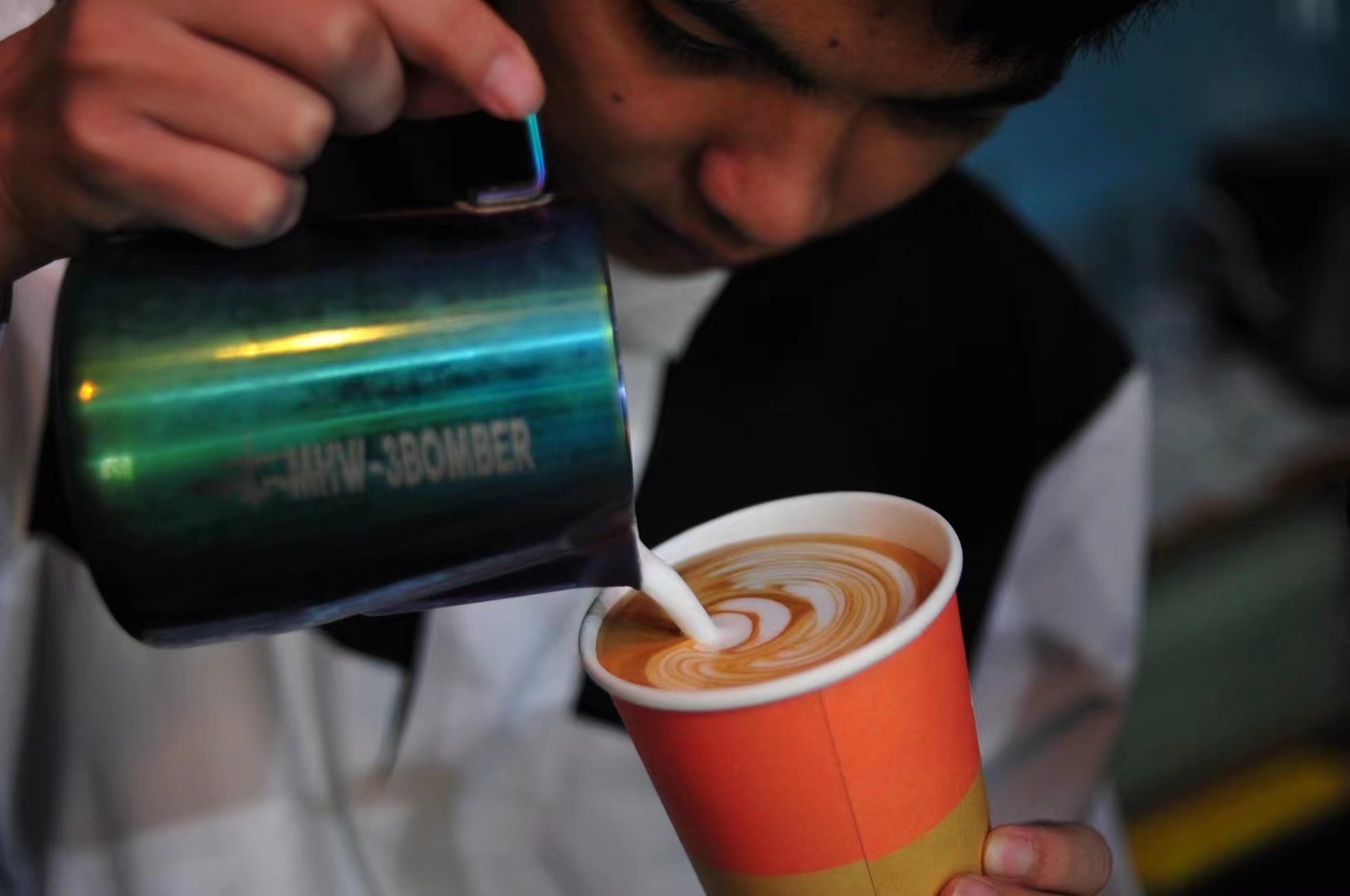 龙泉滨河路,龙泉中山路美景