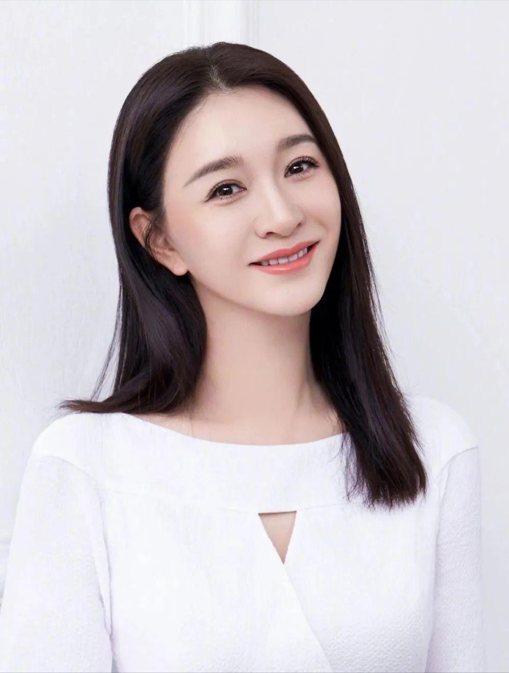 李小冉一句话揭开谢娜真正人品,李小冉和谢娜是什么关系