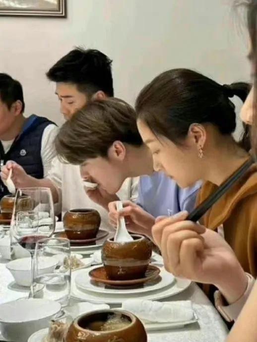 关晓彤手机壁纸竖屏,关晓彤和鹿晗图片手机壁纸