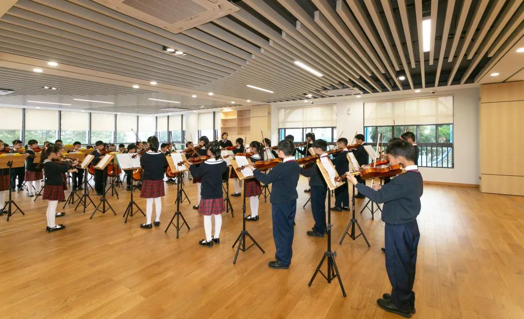 福田区2005年建的图书馆,深圳市福田图书馆