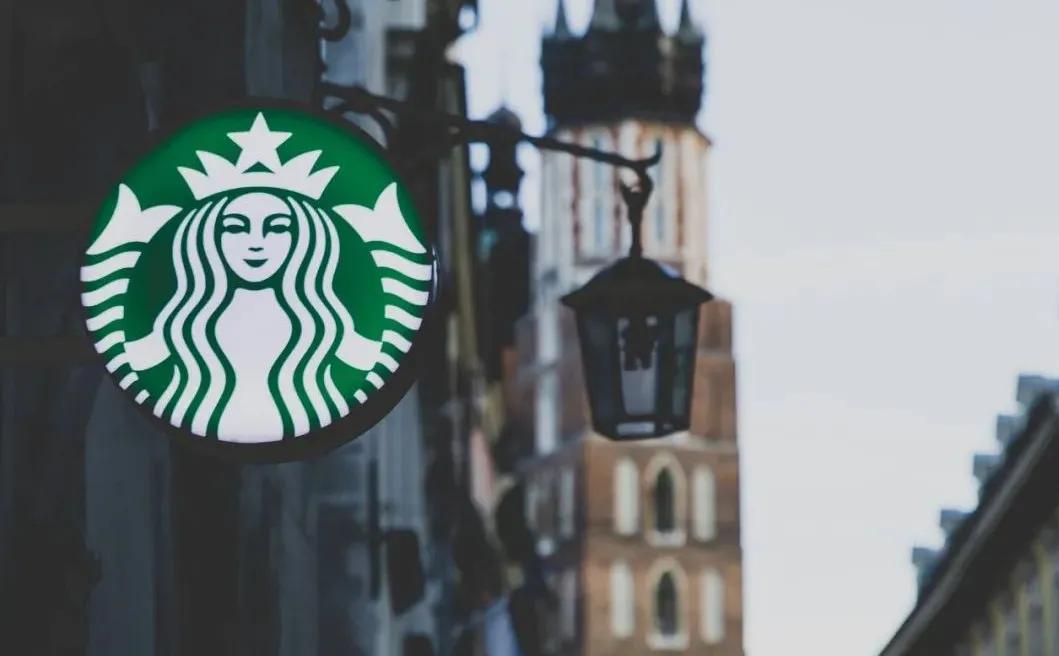 饿了么独家合作到期，美团配送星巴克的新故事