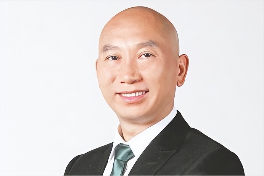 周黑鸭创始人周富裕的创业故事,周黑鸭创始人经历