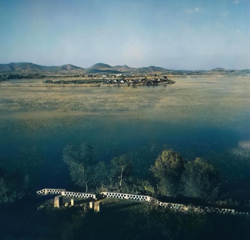 变态的纳粹德国，*光脱**犹太人女人衣服，集体*杀屠**!,2