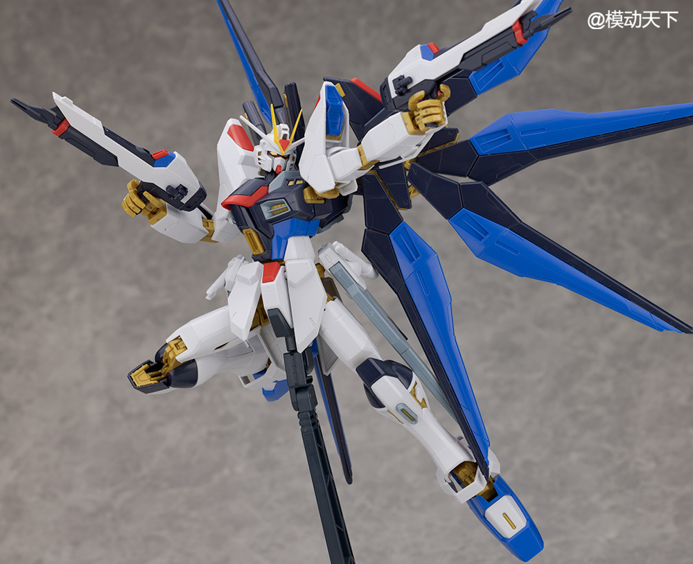 万代基地限定mg完美强袭,万代mg创制强袭配色方案