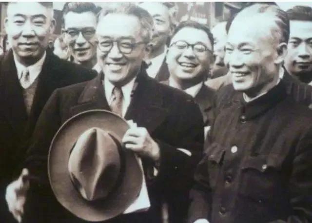 “四再”教育法：一名*官高**六个子女全部留学，且有四名博士的秘诀