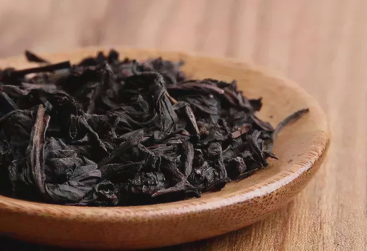 20克拍出20.8万，大红袍为何这么贵？