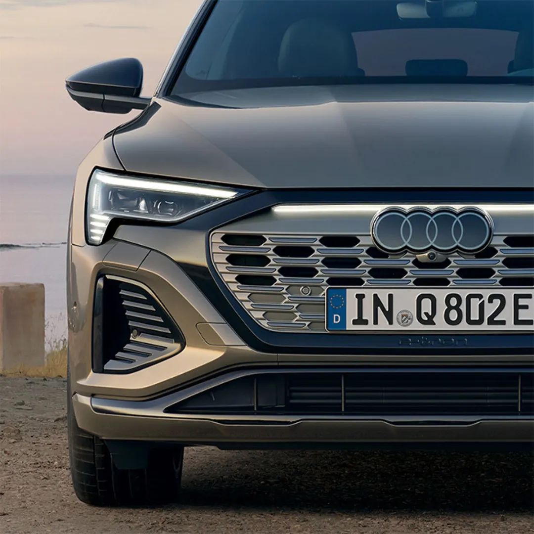 奥迪车标改黑色logo,奥迪换黑车标