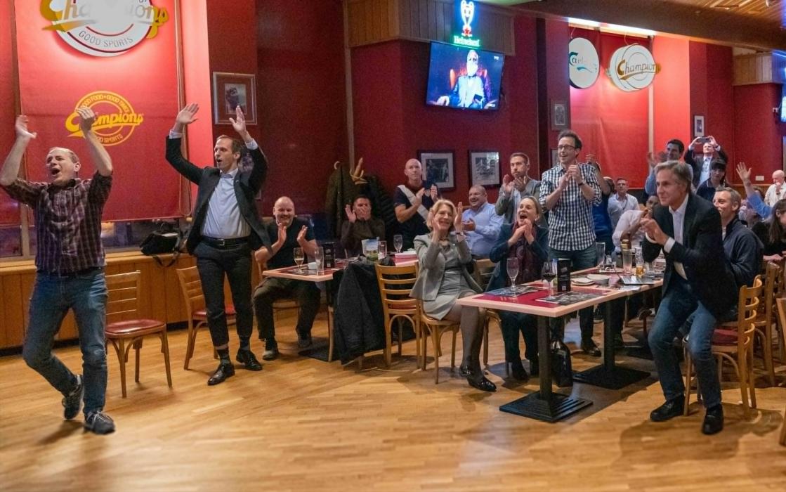 美国人不在乎输赢？真相打脸：击败伊朗队总统带头欢呼美媒刷屏