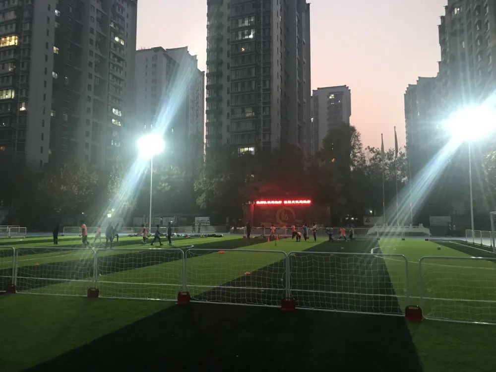 石家庄市神兴小学,石家庄神兴分校绿洲小学怎么样