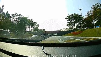 开车墨镜什么颜色最护眼,开车想防晒最好用什么颜色的墨镜