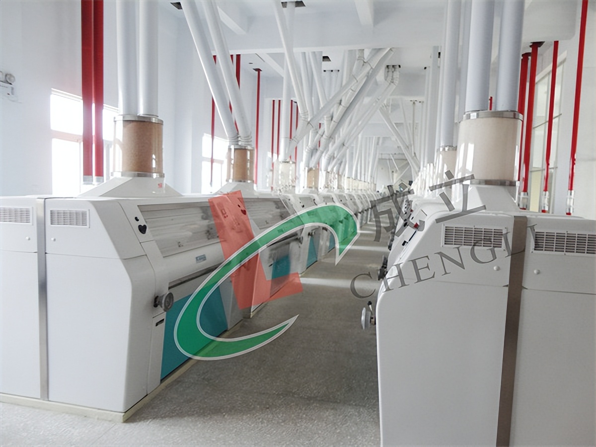 大型小麦磨粉机价格和图片大全,中型全自动小麦磨粉机一套多少钱