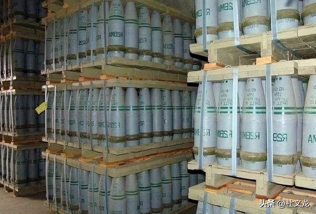 台岛沦为美国“*药弹**库”!美欲把*火军**硬塞给台湾地区,我们需警惕