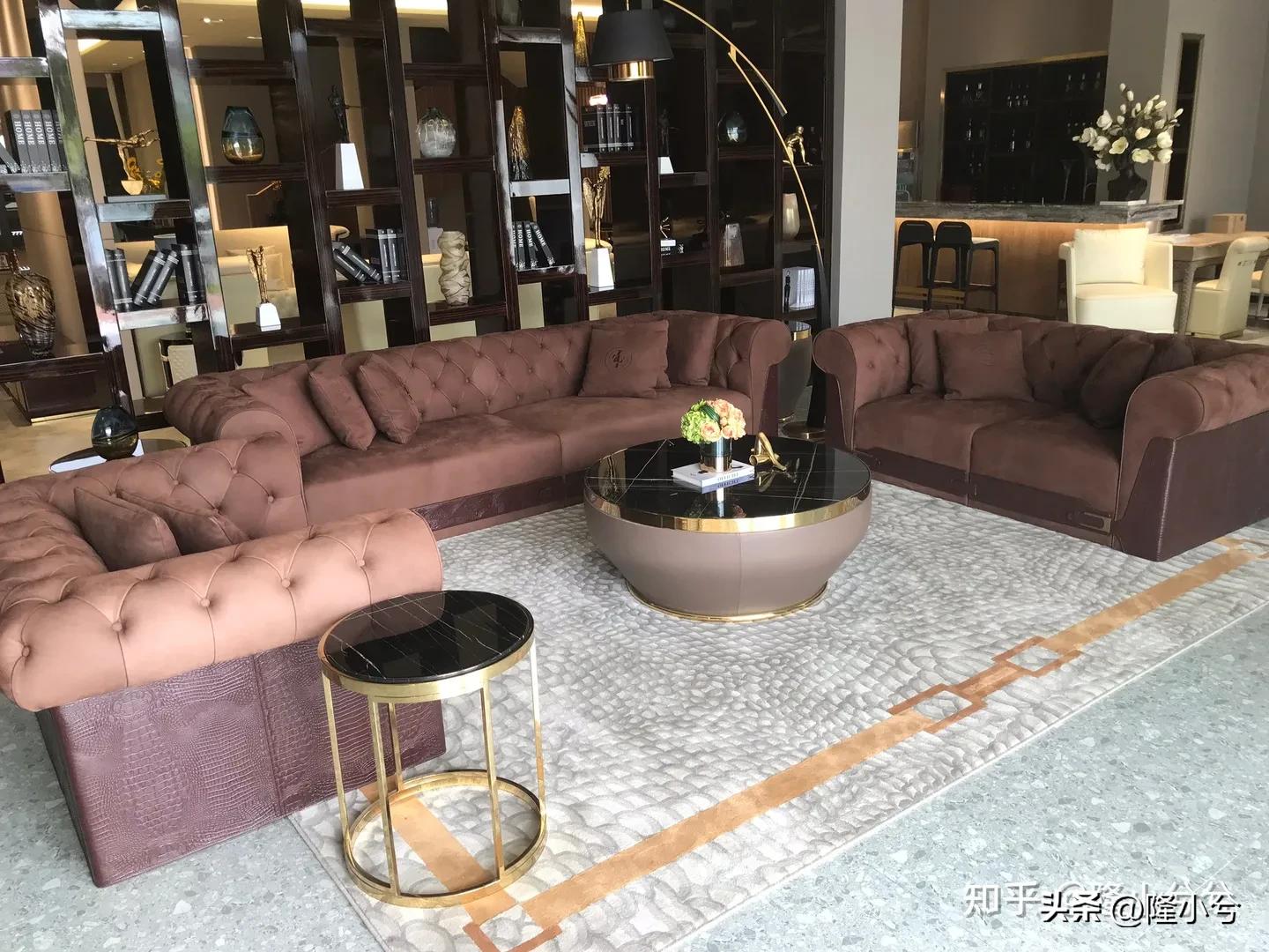 真皮沙发坏了换真皮要多少钱,沙发买全真皮还是半真皮