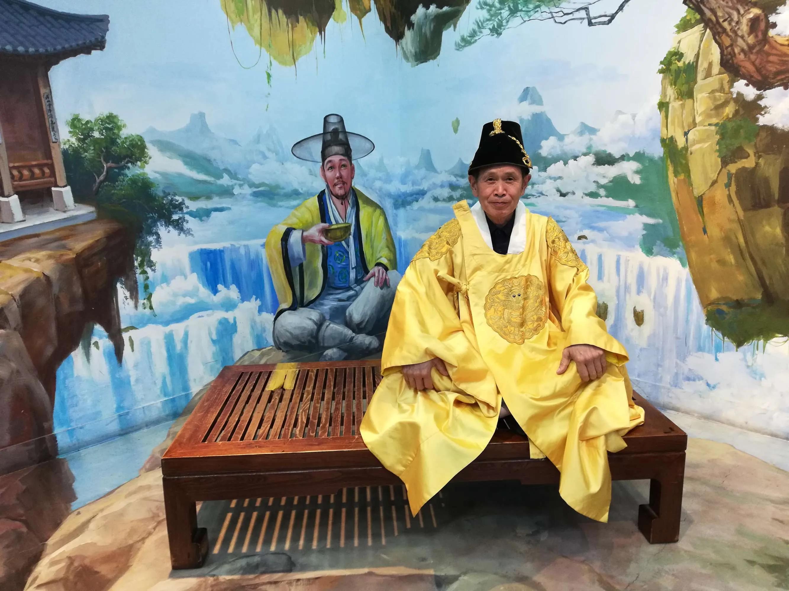 棣栧皵娓歌浣滄枃鐐硅瘎,棣栧皵娓歌涔嬩簩