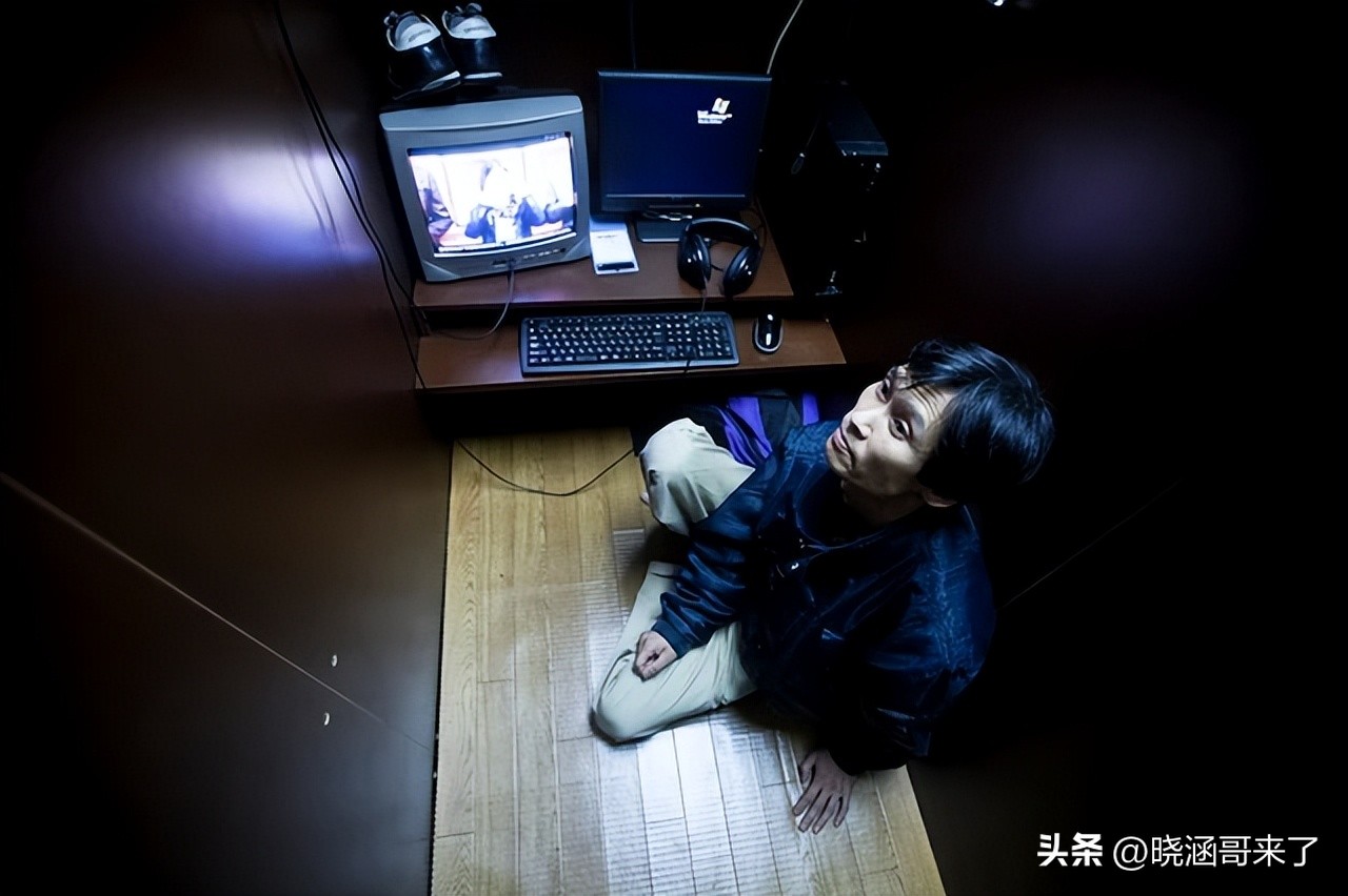 日本网吧难民一个月网费,日本网吧难民