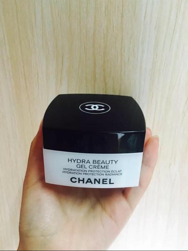 推荐几款好用的补水保湿面霜,什么面霜平价补水保湿效果最好