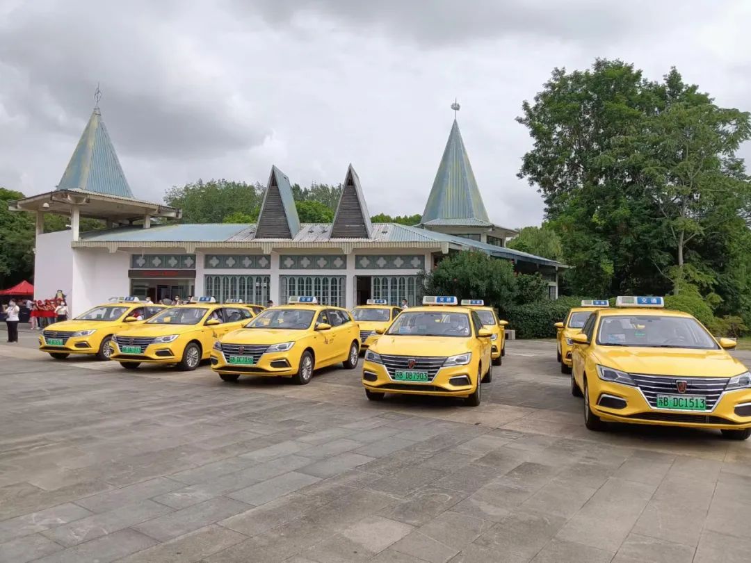 无锡新款出租车,无锡国产高端新能源出租车