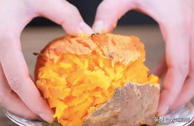 怎样用电饭锅煮红薯好吃又简单,红薯在电饭锅里怎么煮