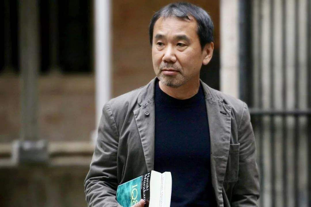 日本作家村上春树至今未婚,日本作家村上春树为什么不生孩子