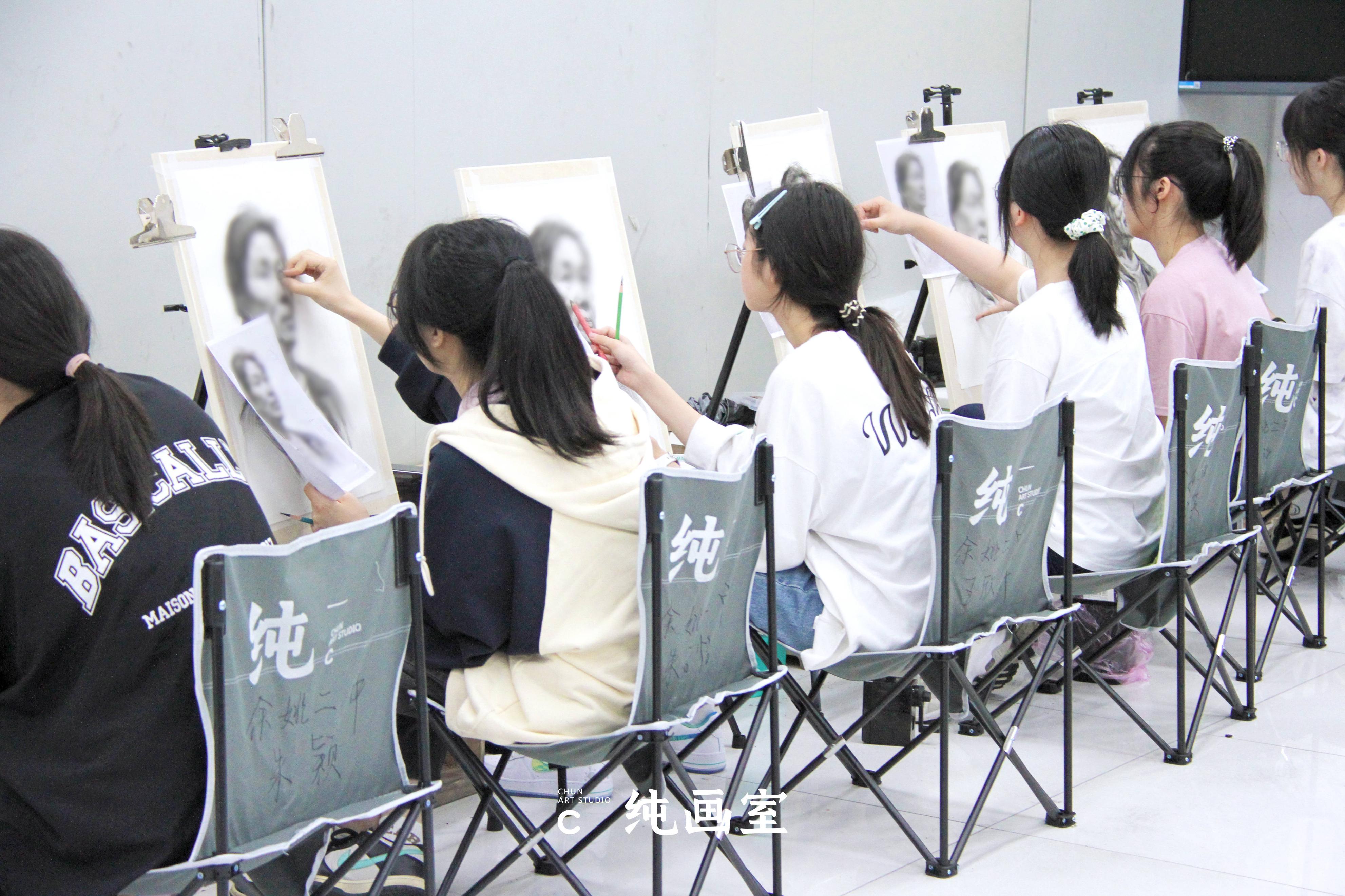 杭州画室前十名排行榜,杭州画室暑假班学生素描作品欣赏