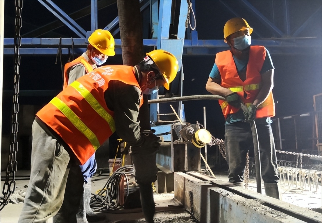 去加拿大干电焊工靠谱吗,加拿大电焊工学徒工资