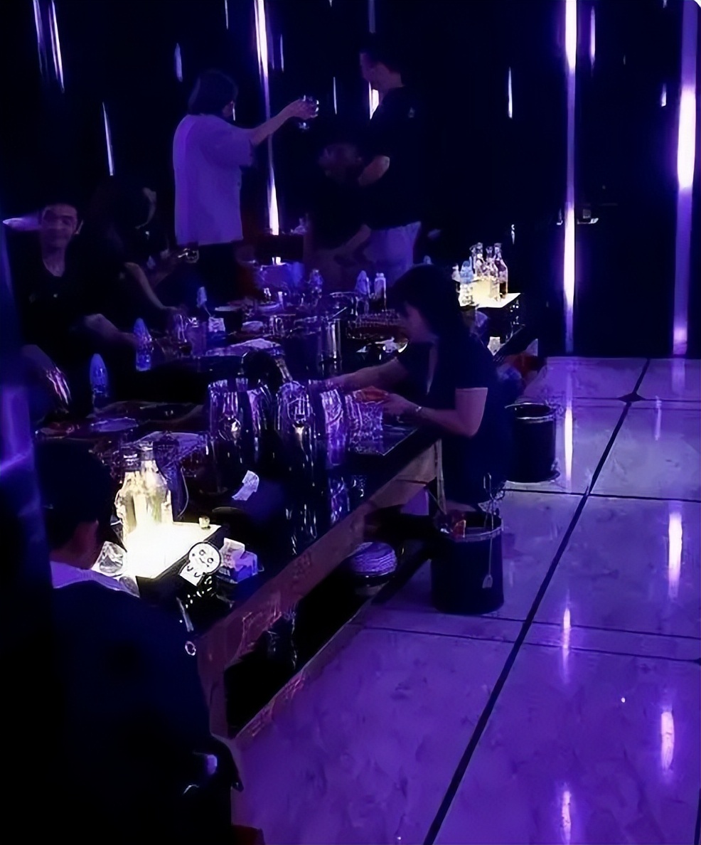 4名16岁男女火烧一女子*处私**，致其死亡，直言：我未成年，我怕啥