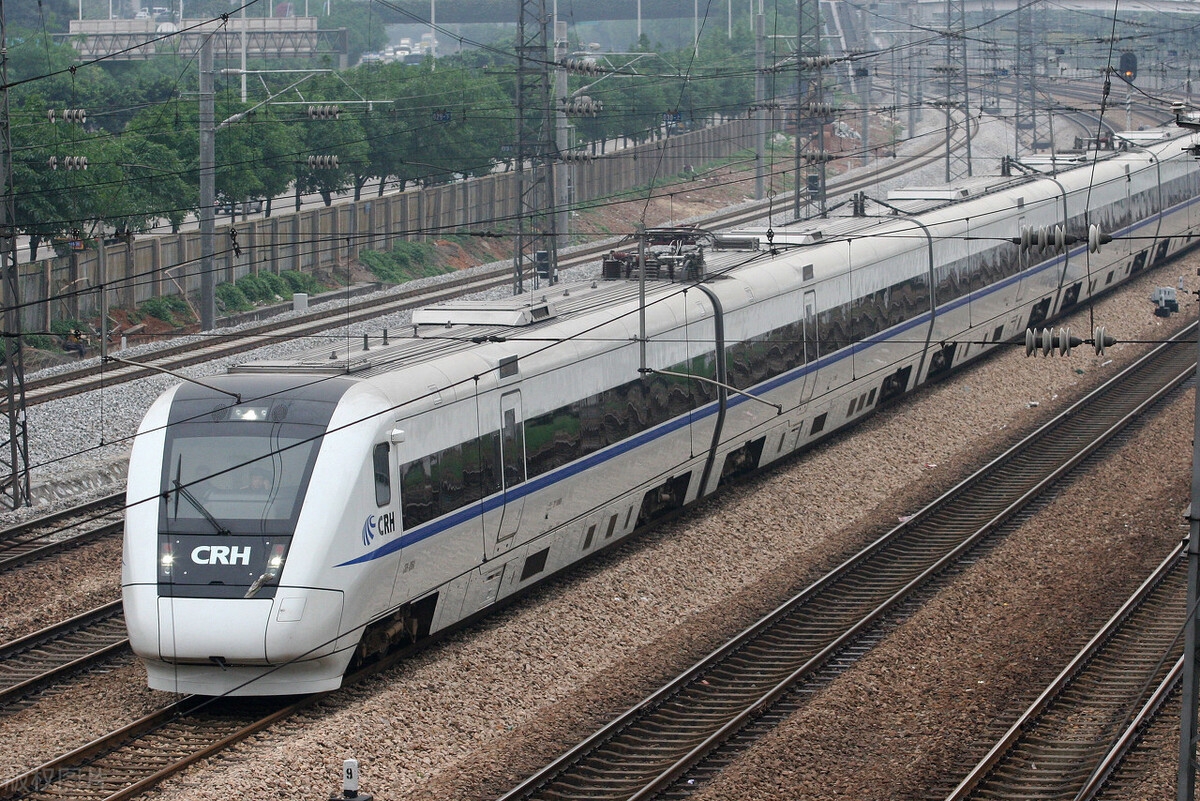 和谐号是g还是d,和谐号g开头