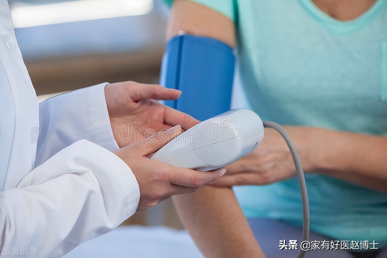 突然起身头晕目眩怎么治,突然起身头晕目眩怎么回事