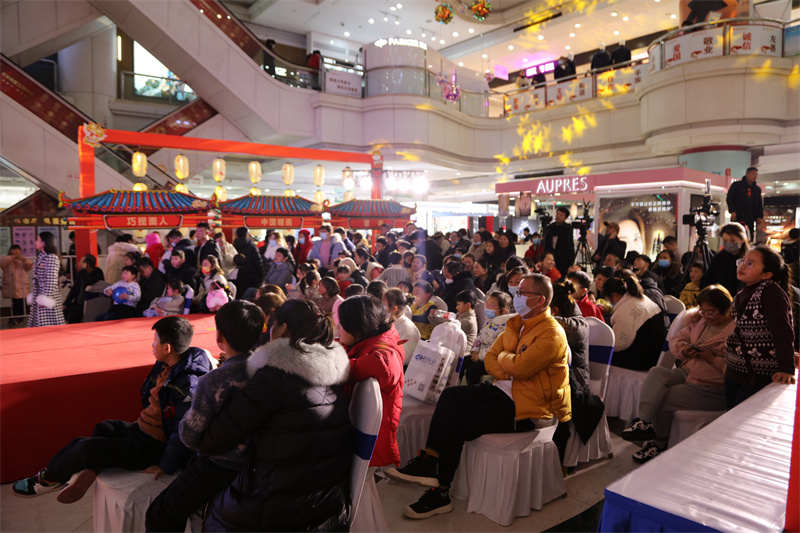 一路向前，携手同庆。阜阳商厦庆祝成立32周年举办跨年夜宴