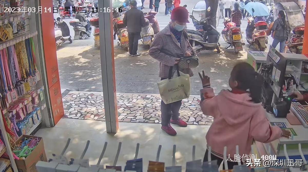 女孩想买便利贴被奶奶扔掉,女孩想买3元便利贴老人嫌贵