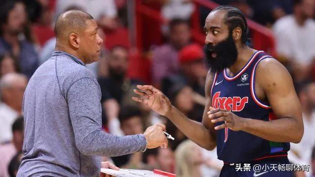 蒙蒂调侃杜兰特,哈登欲言又止恐挑内讧风波,美媒爆6换4交易