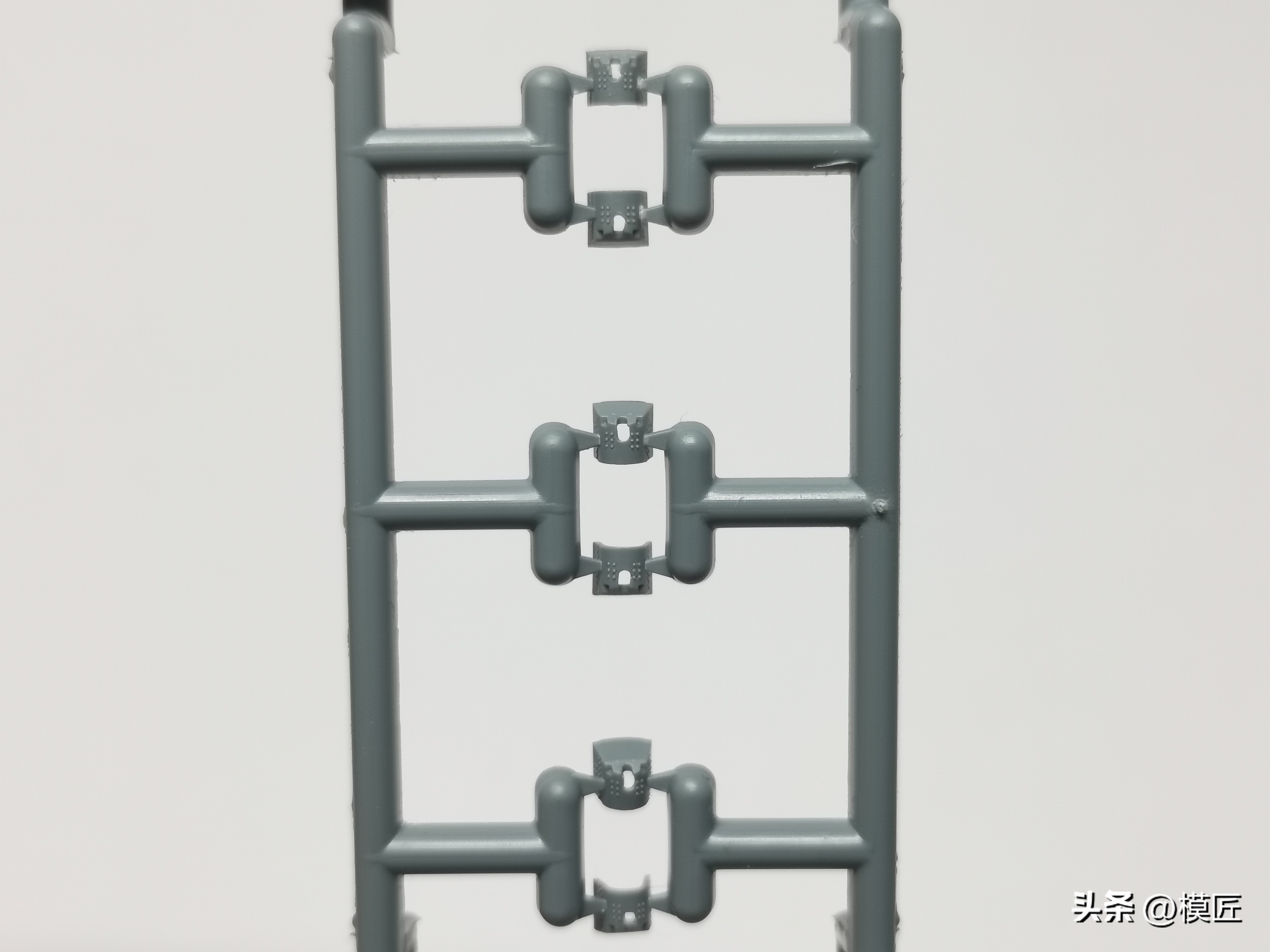 鹰翔1:700战列舰,一战德国埃姆登号轻巡洋舰