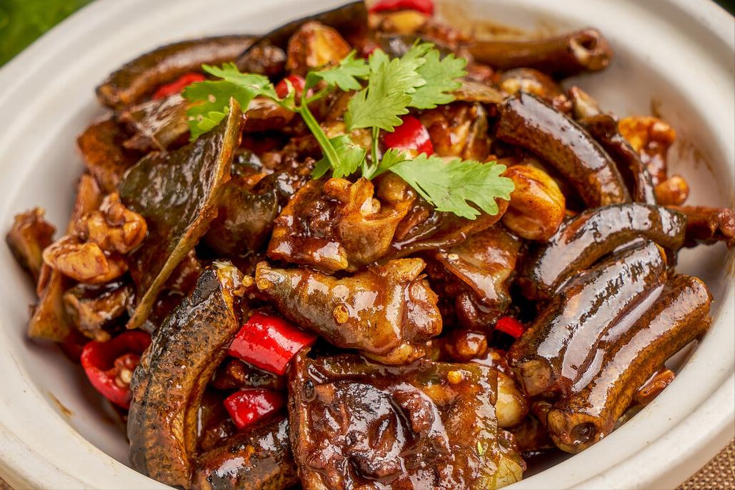 黄鳝不去骨怎么做好吃,黄鳝怎么做好吃有味道没有腥味