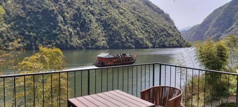 陕南旅游必备美食攻略,五一游吃什么食物